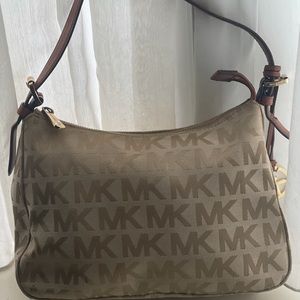 Michael kors shoulder bag